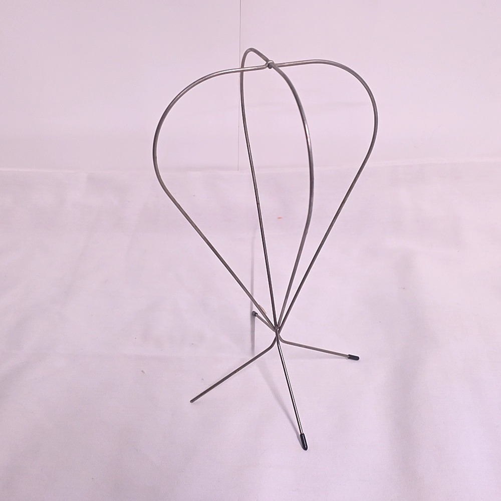 MCM Hat Stand Silver Chrome Wire Metal Tripod Tabletop Display Holder Industrial